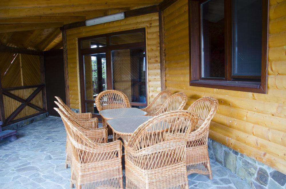Liubava Hotell Poljana Eksteriør bilde